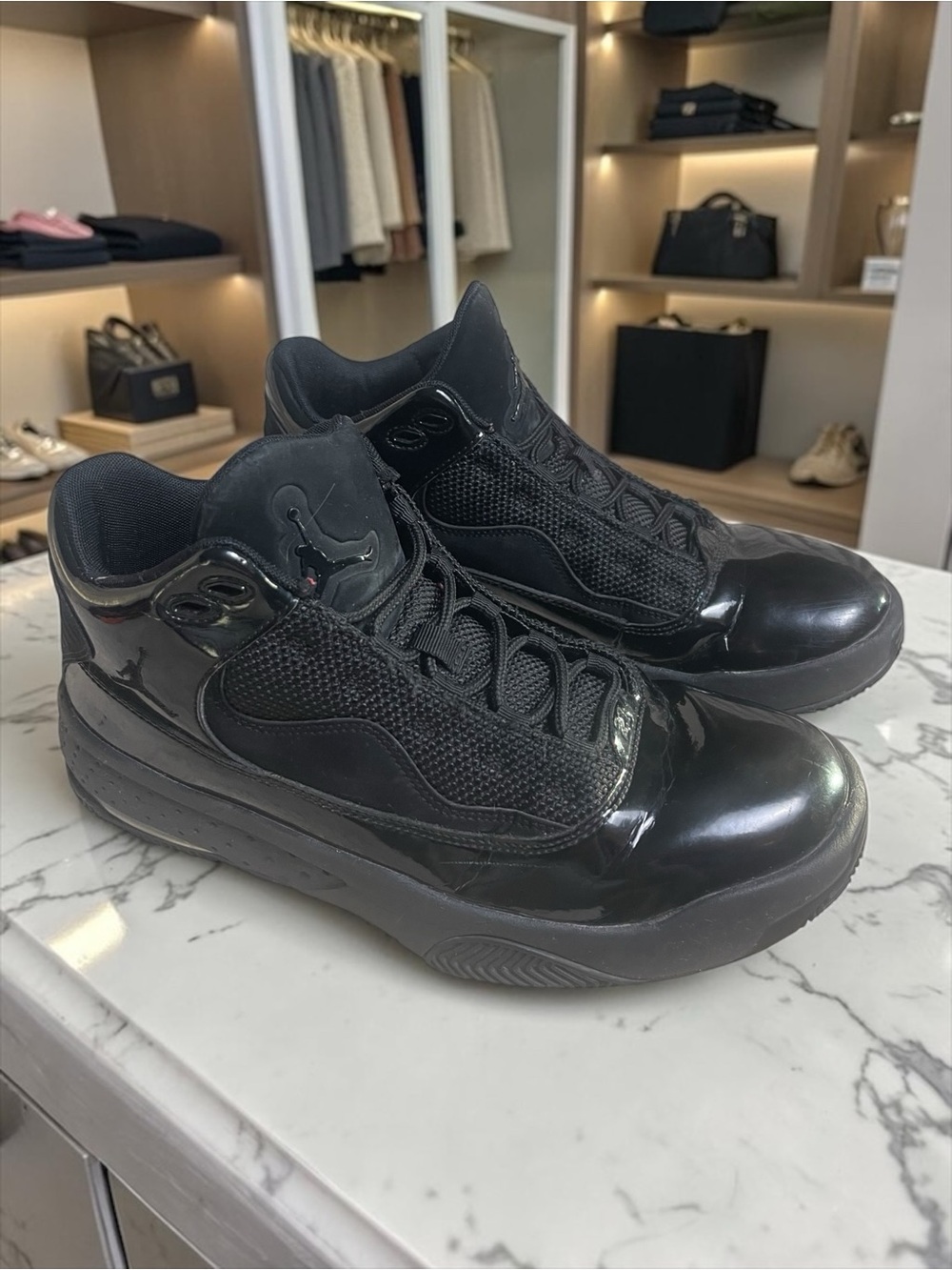 Air Jordan Max Aura 2 Triple Black CK6636-005 Men's Size 9.5